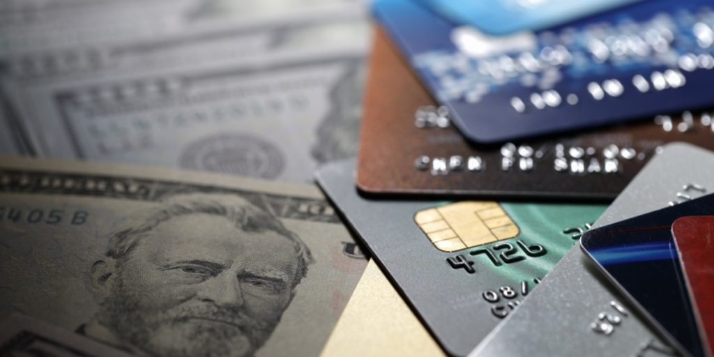 Should You Use a Credit Card or Rely on Cash Only?
